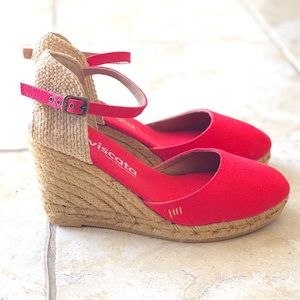 NWOT ||| Viscata Wedge